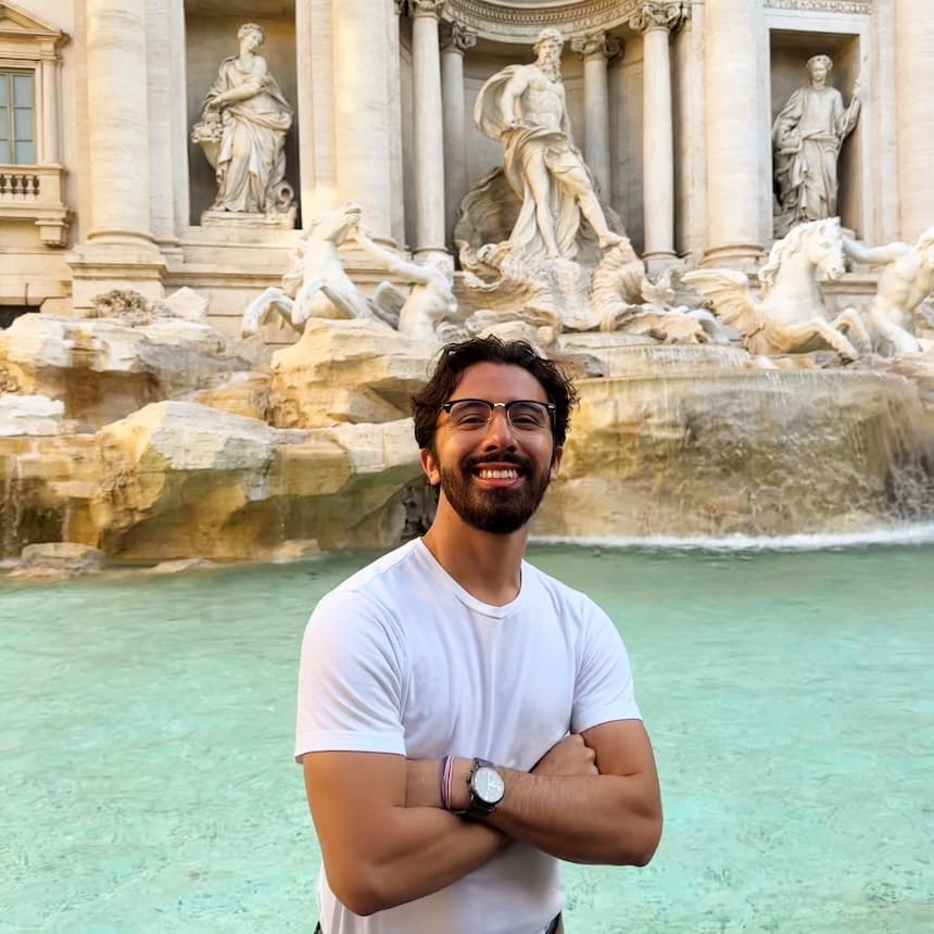 Portrait of Jordan Lopez